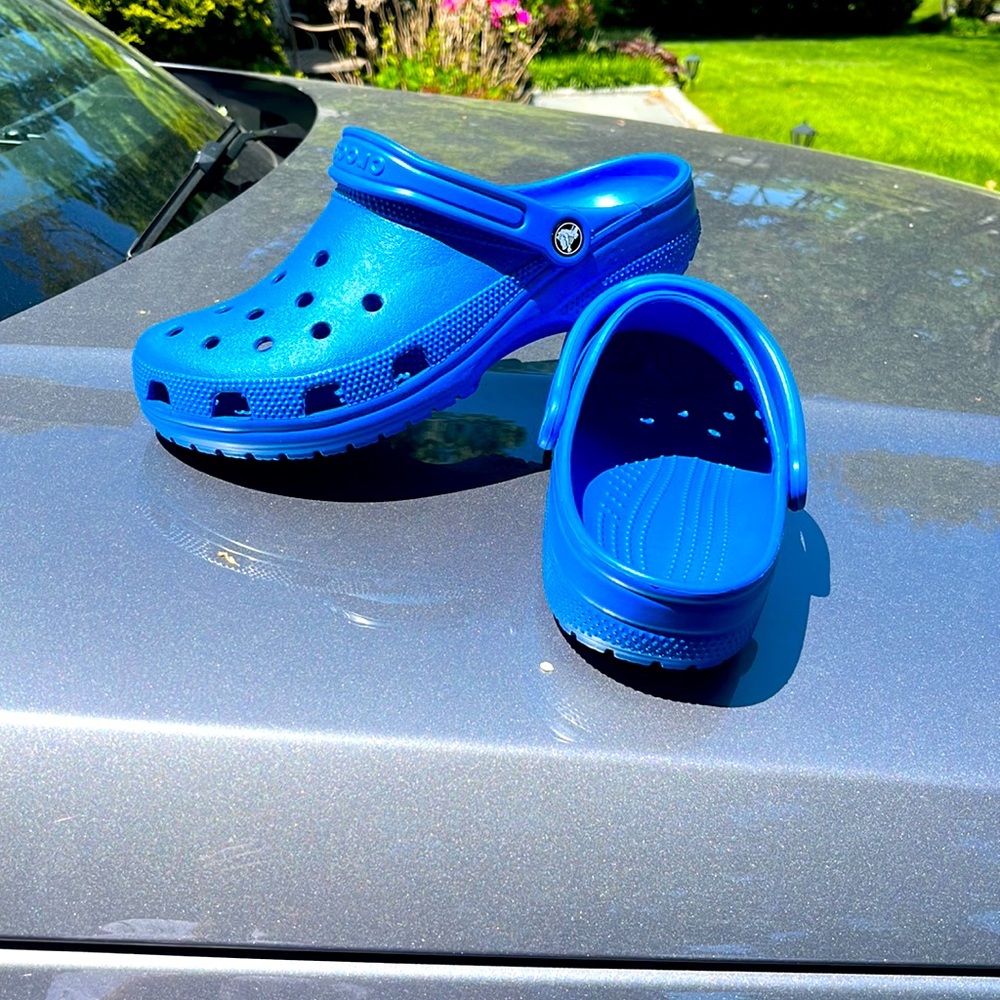 Blue crocs brand new never worn